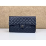 CHANEL A57560 CLASSIC FLAP CLUTCH